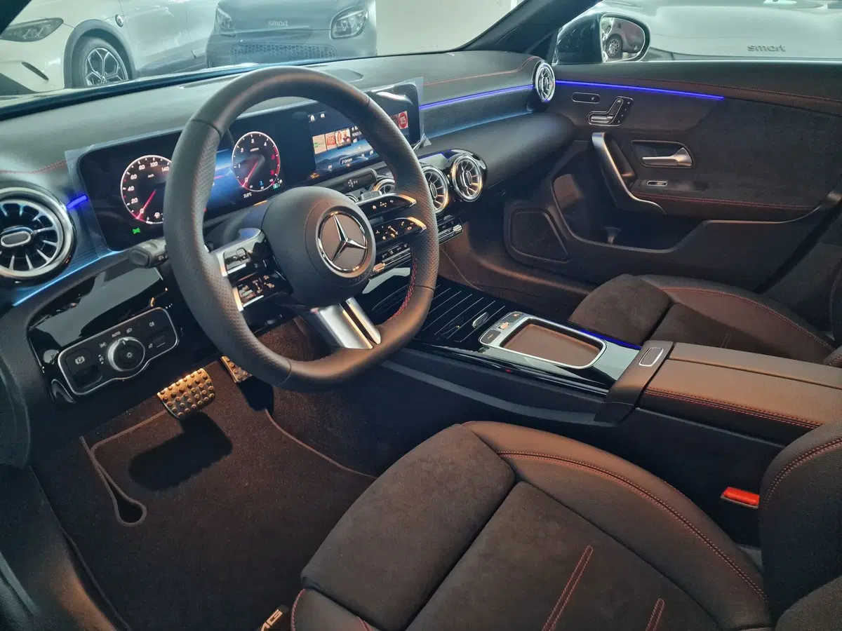 Mercedes-Benz CLA Shooting Brake nuova a Messina (7)