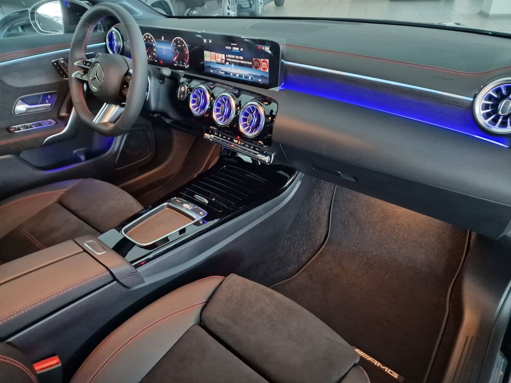 Mercedes-Benz CLA Shooting Brake nuova a Messina (9)