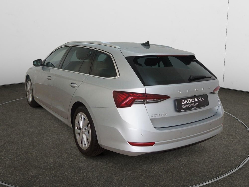 Skoda Octavia Station Wagon usata a Torino (4)
