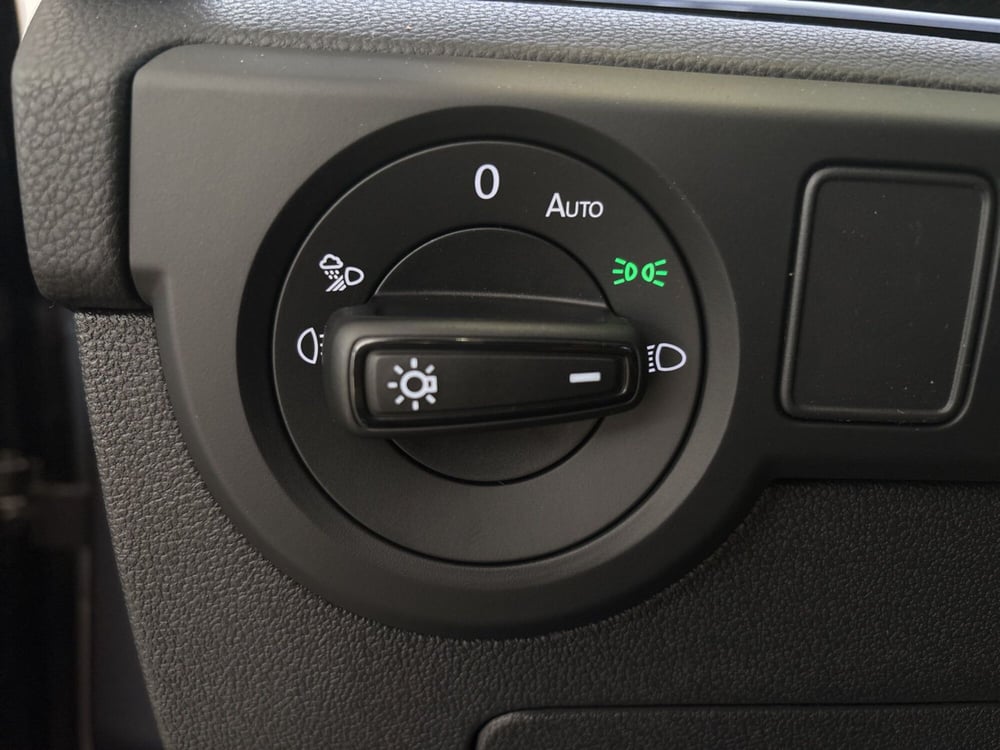 Volkswagen T-Cross nuova a Salerno (14)