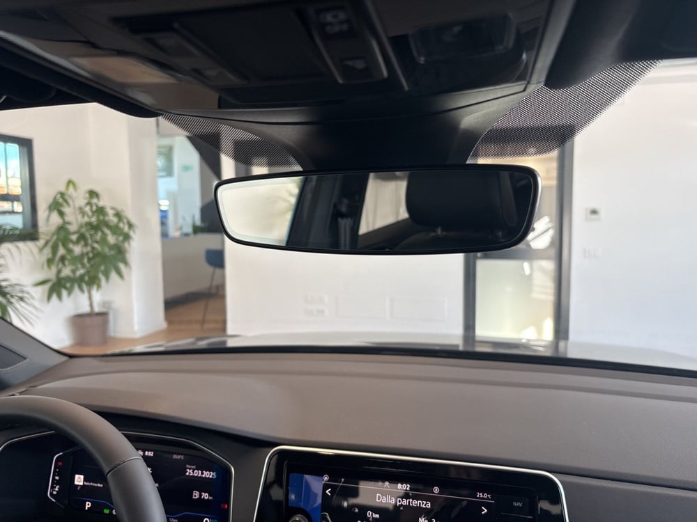 Volkswagen T-Cross nuova a Salerno (15)