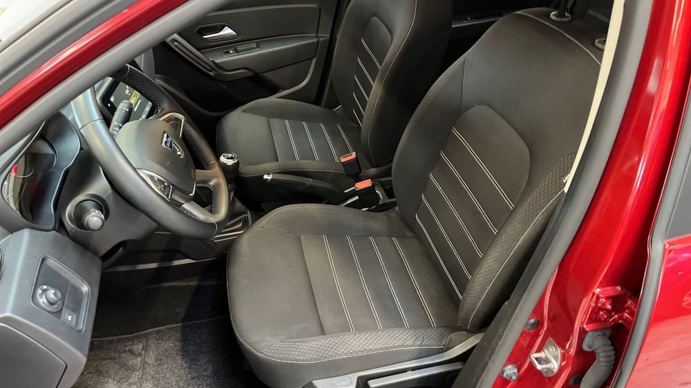 Dacia Duster usata a Treviso (11)