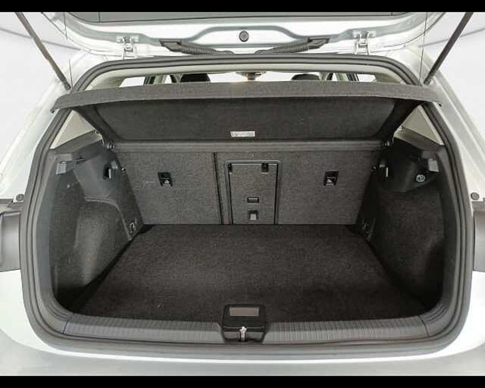 Volkswagen Golf usata a Roma (11)