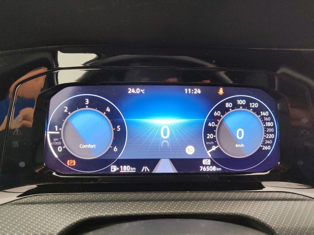 Volkswagen Golf usata a Massa-Carrara (11)