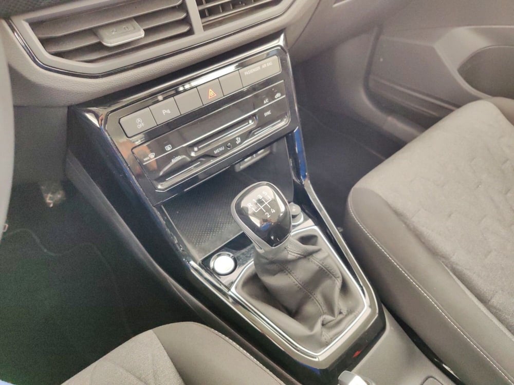 Volkswagen T-Cross usata a Massa-Carrara (11)