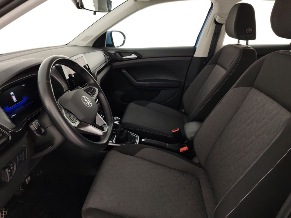Volkswagen T-Cross usata a Massa-Carrara (7)