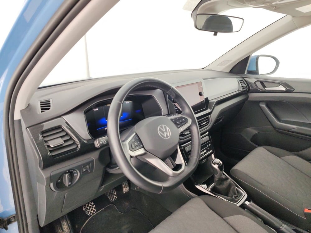 Volkswagen T-Cross usata a Massa-Carrara (8)