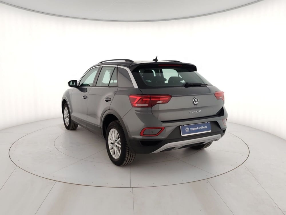 Volkswagen T-Roc usata a Massa-Carrara (2)