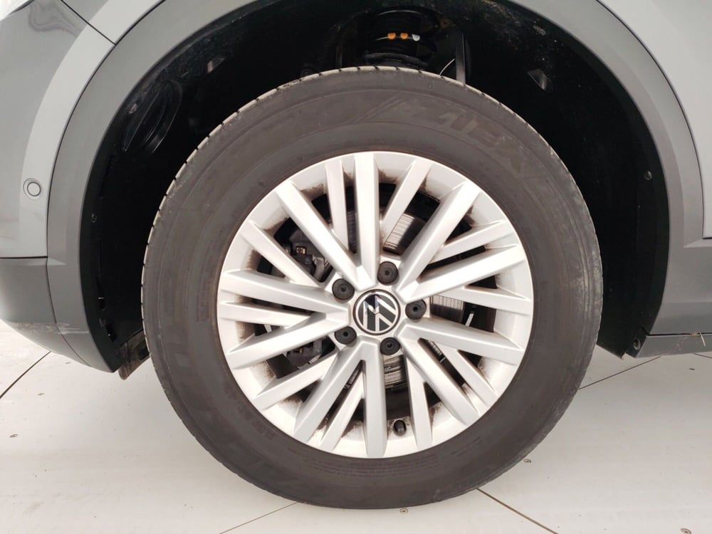 Volkswagen T-Roc usata a Massa-Carrara (6)