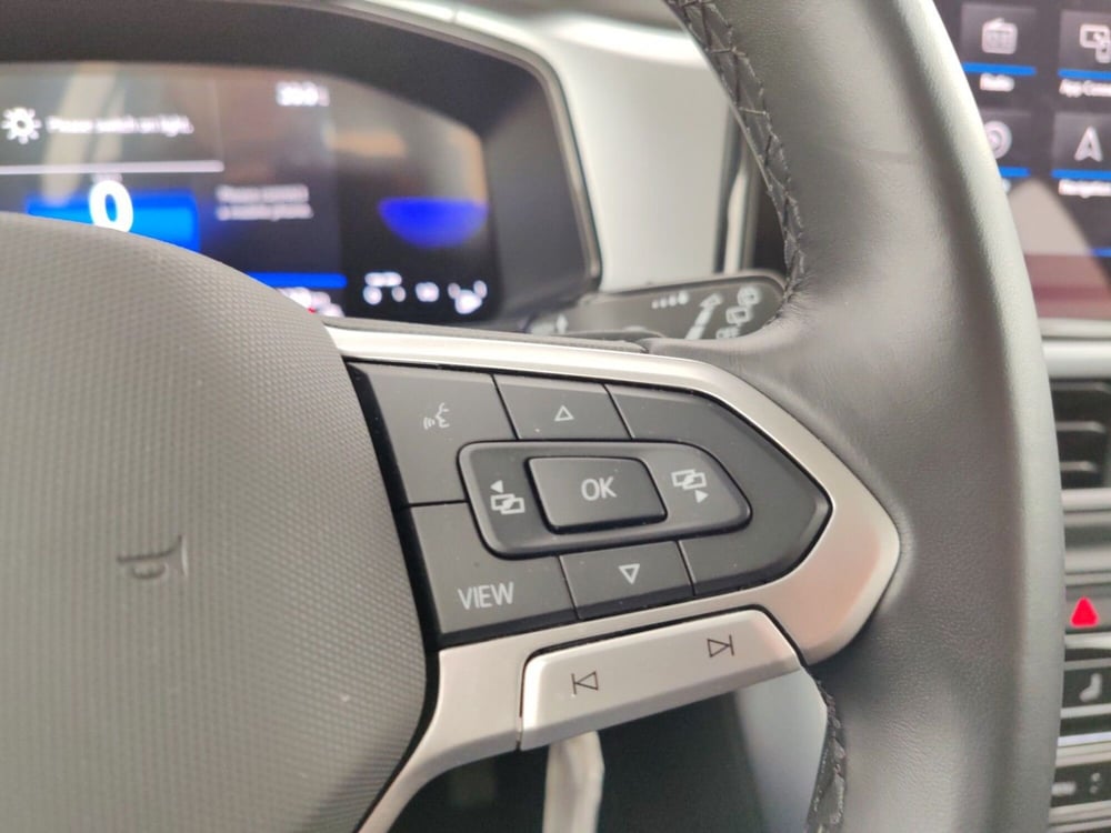 Volkswagen T-Roc usata a Massa-Carrara (13)