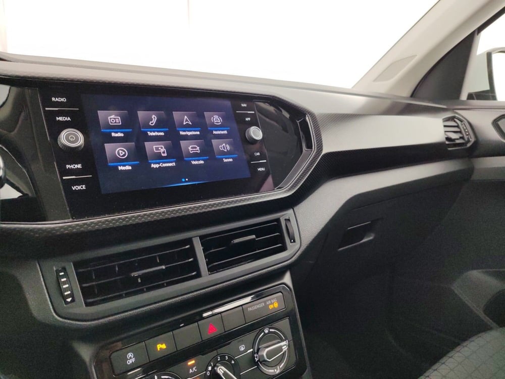 Volkswagen T-Cross usata a Massa-Carrara (12)