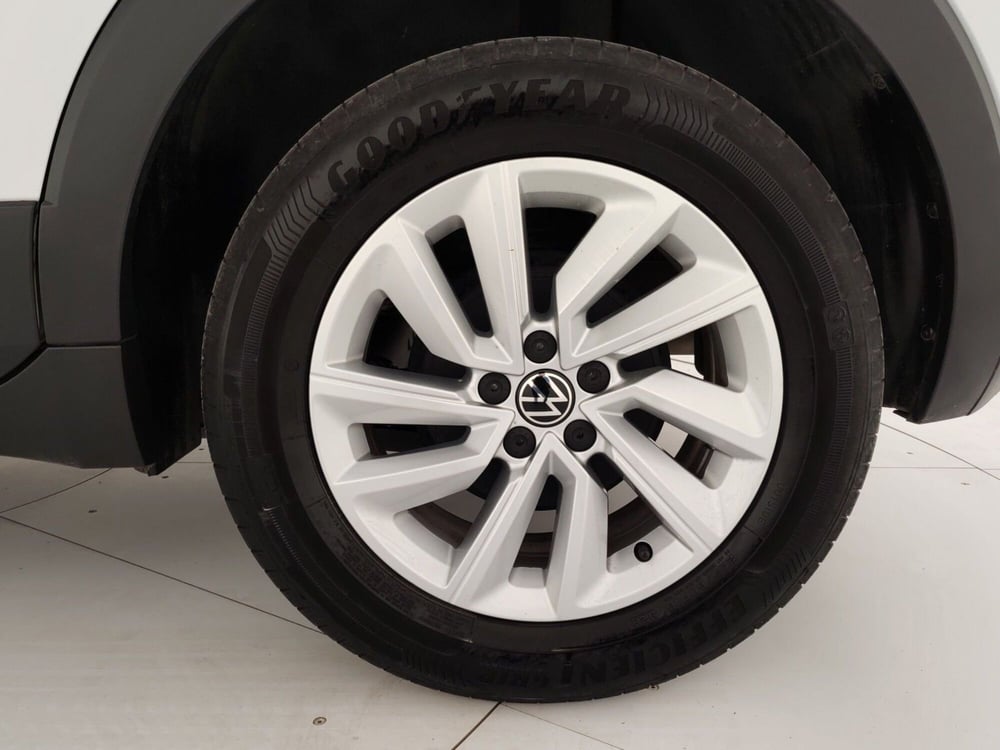 Volkswagen T-Cross usata a Massa-Carrara (6)
