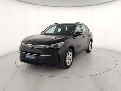 Volkswagen Tiguan 2.0 TDI 150 CV SCR DSG Life del 2024 usata a Massa
