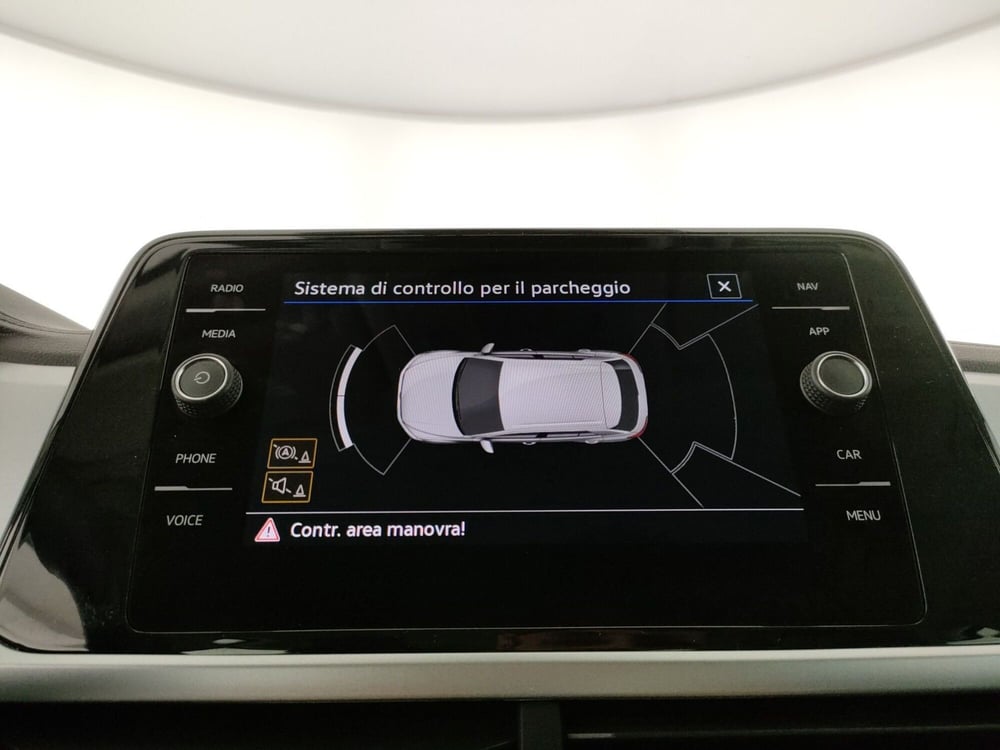 Volkswagen T-Roc usata a Napoli (16)