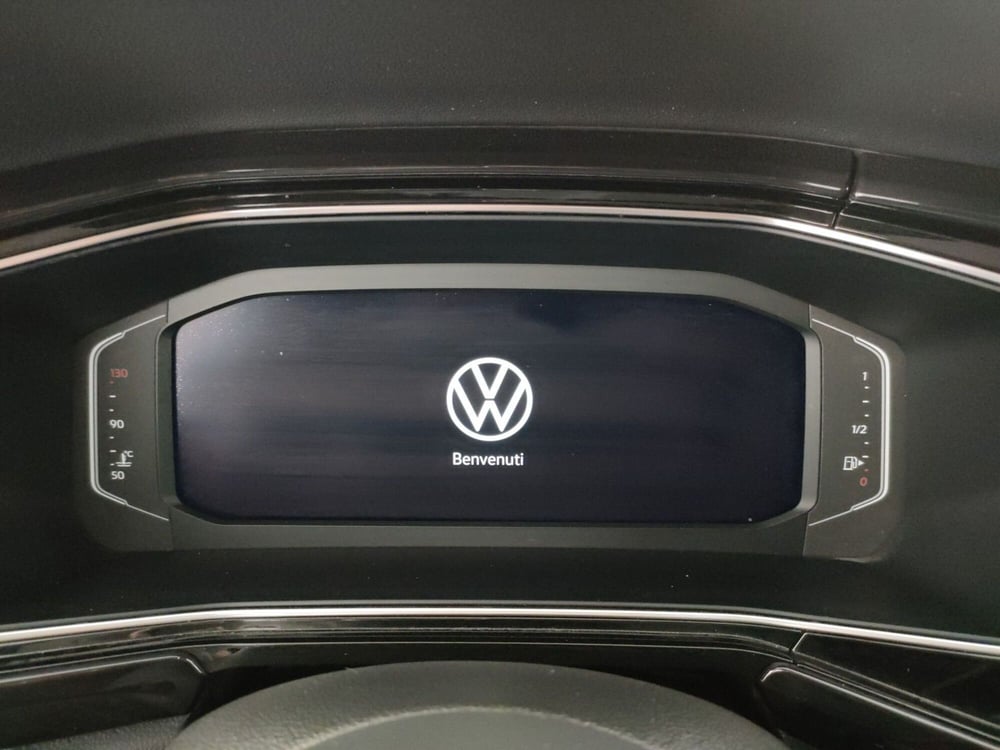 Volkswagen T-Cross usata a Napoli (12)