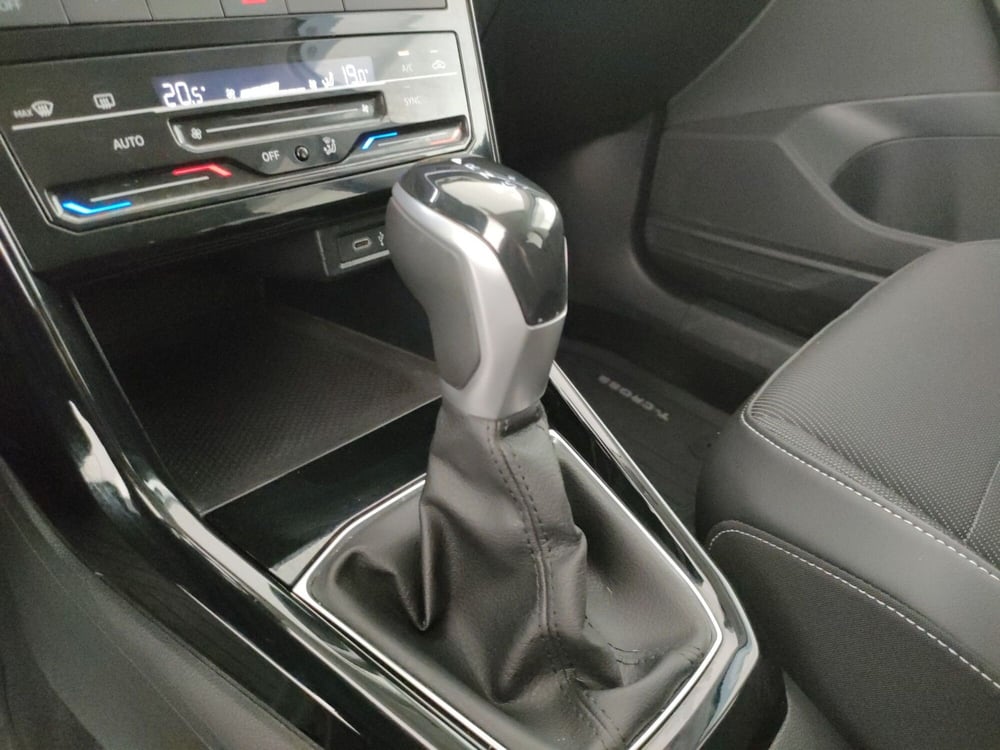 Volkswagen T-Cross usata a Napoli (20)