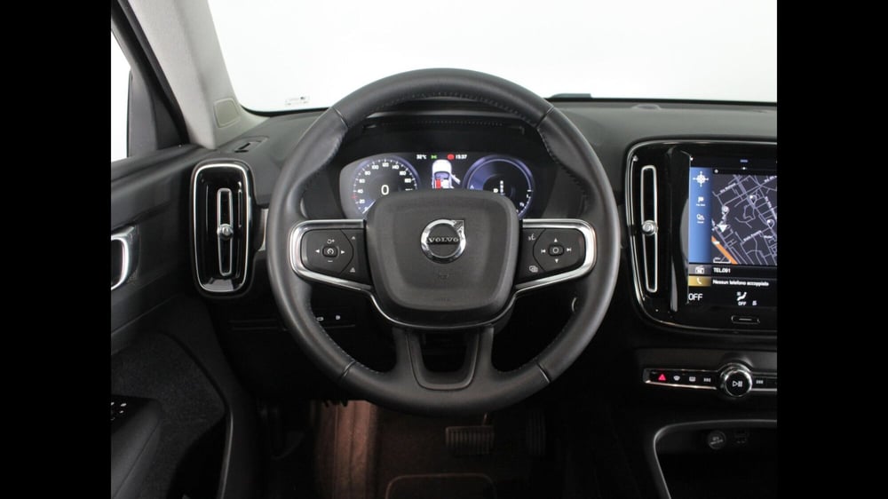 Volvo XC40 usata a Palermo (10)