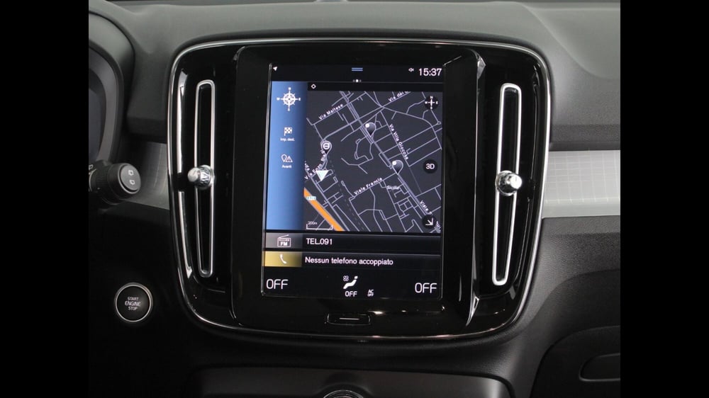 Volvo XC40 usata a Palermo (17)