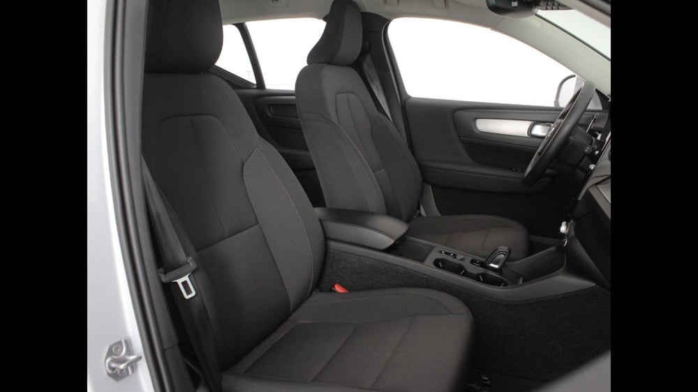 Volvo XC40 usata a Palermo (7)