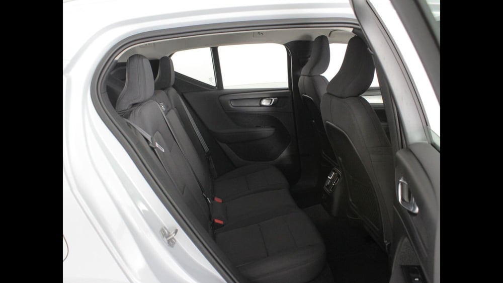Volvo XC40 usata a Palermo (8)