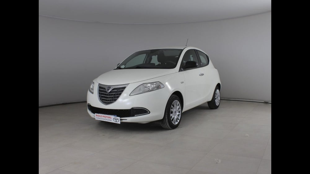 Lancia Ypsilon usata a Palermo