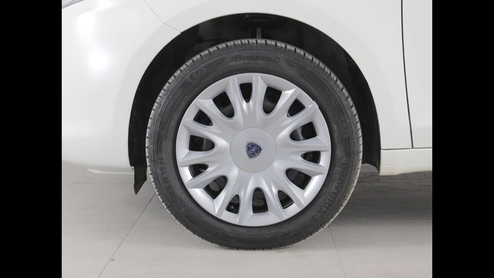 Lancia Ypsilon usata a Palermo (15)