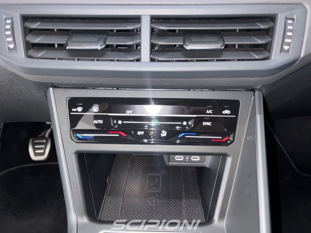 Volkswagen Polo usata a L'Aquila (11)