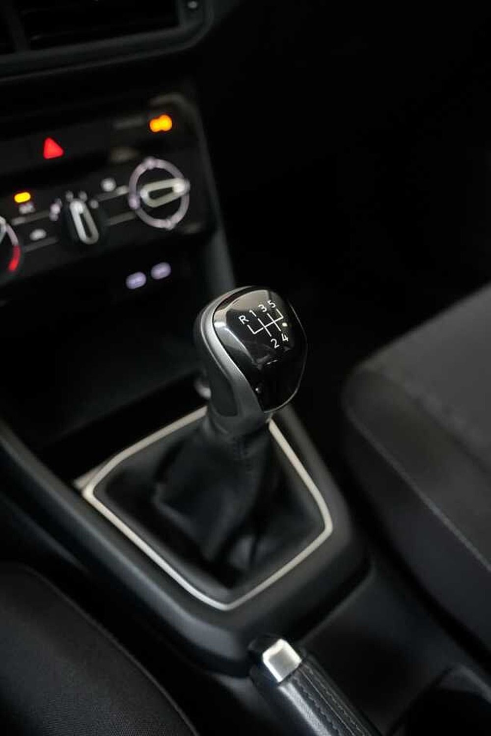 Volkswagen T-Cross usata a Rovigo (7)