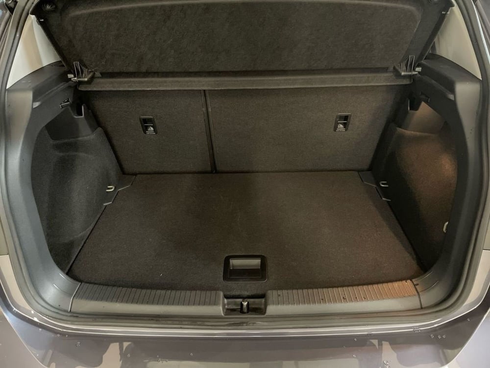 Volkswagen T-Cross usata a Firenze (8)
