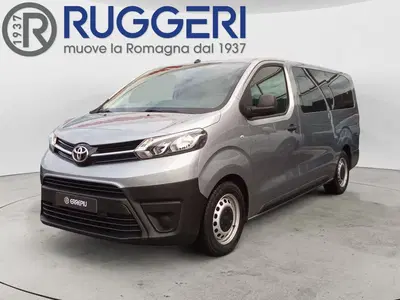 Toyota Proace Verso Verso 1.5D L0 D Lounge del 2021 usata a Rimini