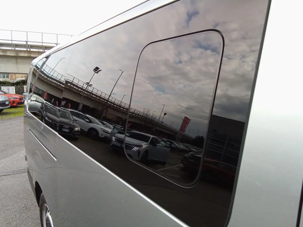 Toyota Proace Verso usata a Rimini (11)
