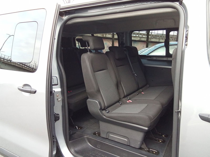 Toyota Proace Verso usata a Rimini (13)