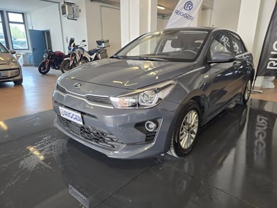 Kia Rio 1.0 T-GDi 120 CV MHEV DCT Style del 2021 usata a Rimini