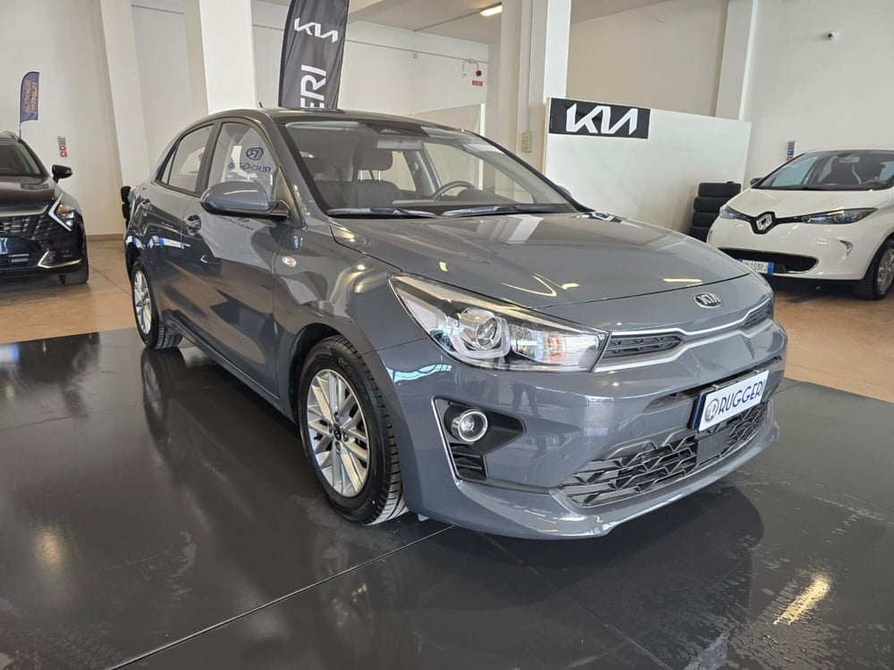 Kia Rio usata a Rimini (3)