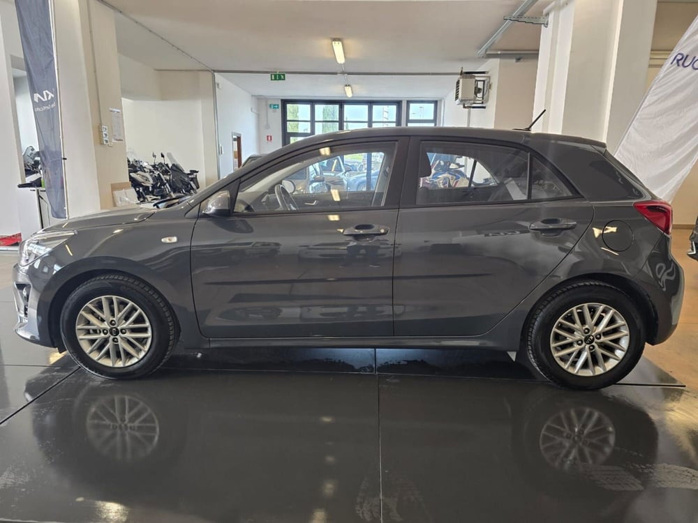 Kia Rio usata a Rimini (6)