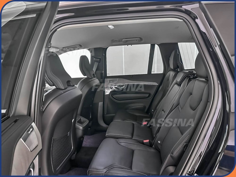 Volvo XC90 usata a Milano (11)
