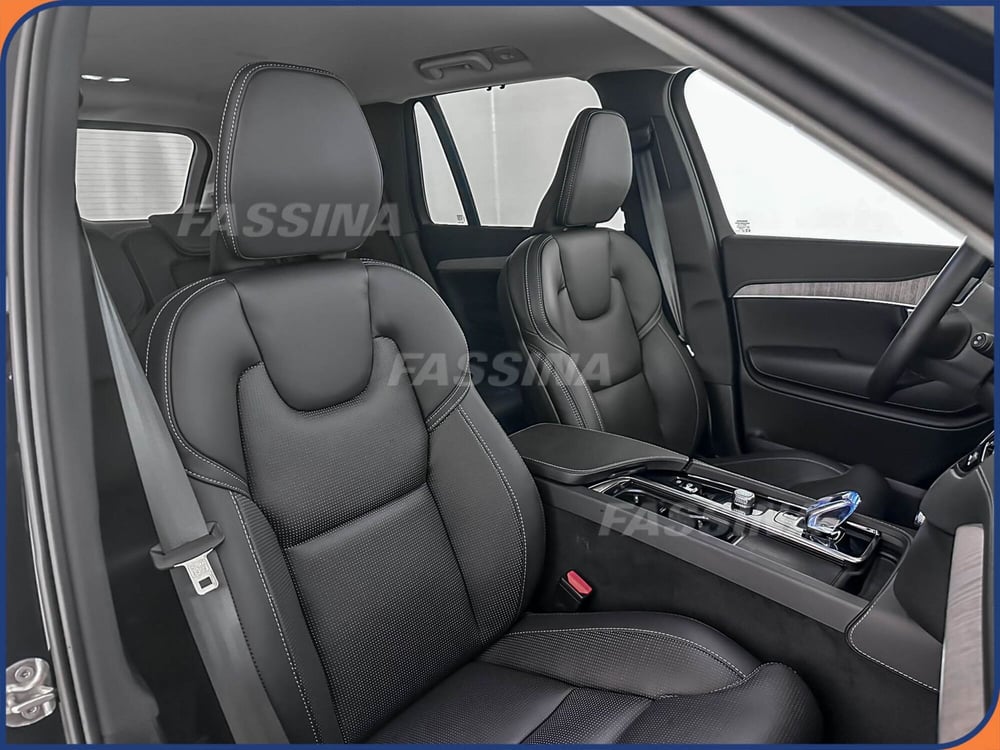Volvo XC90 usata a Milano (14)
