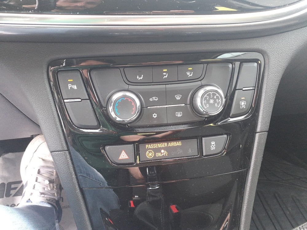 Opel Mokka usata a Parma (15)