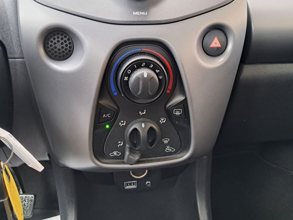 Toyota Aygo usata a Cagliari (19)