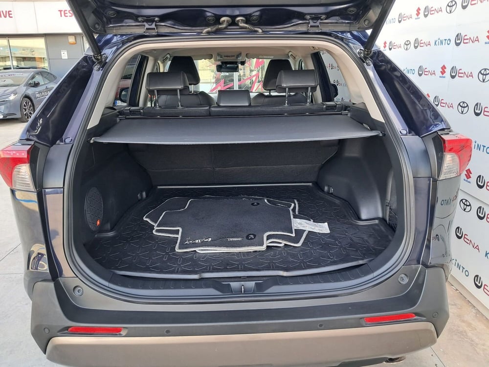 Toyota Rav4 usata a Cagliari (12)