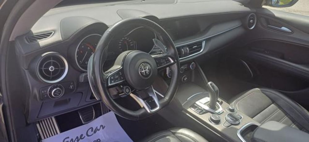 Alfa Romeo Stelvio usata a Padova (16)