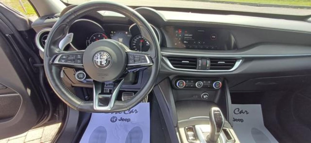 Alfa Romeo Stelvio usata a Padova (17)