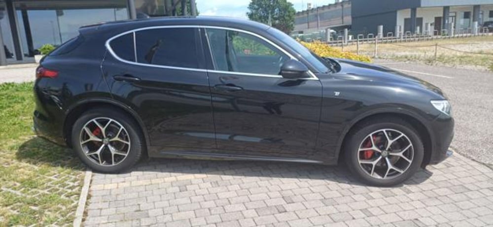 Alfa Romeo Stelvio usata a Padova (5)