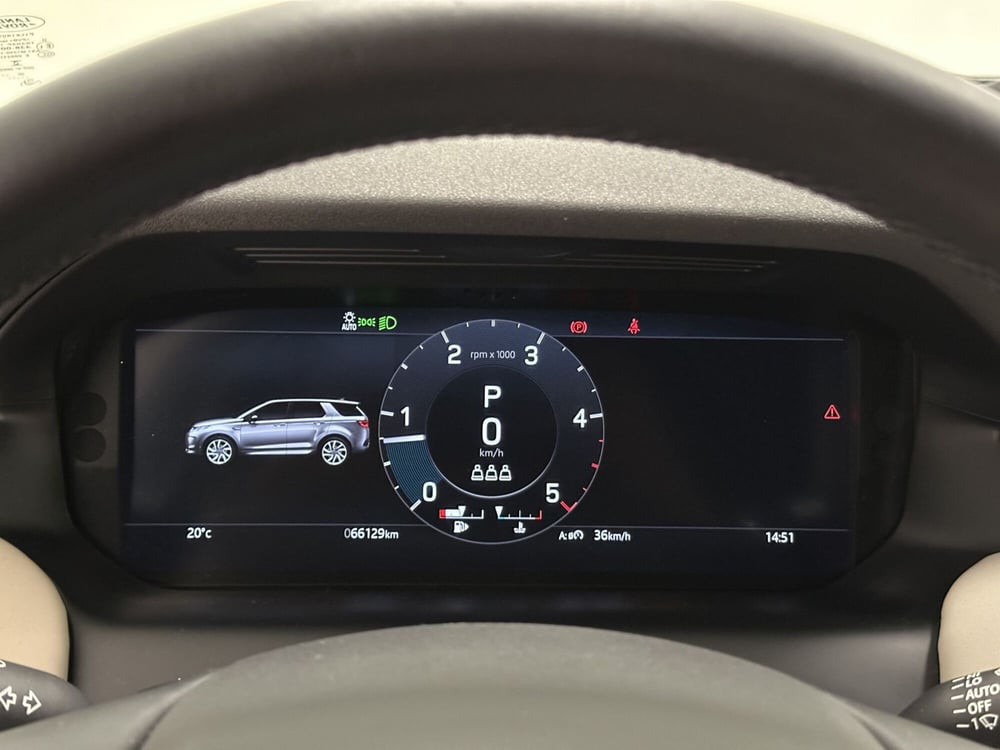 Land Rover Discovery Sport usata a Lodi (10)