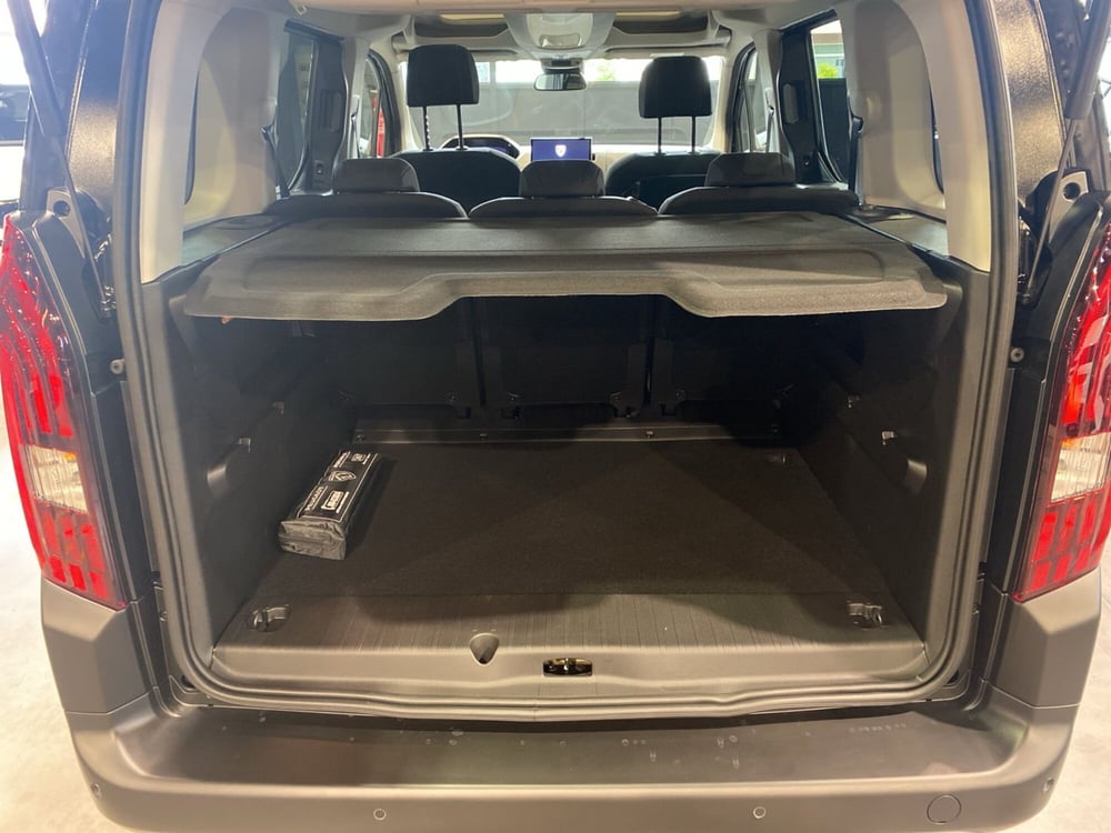 Peugeot Rifter nuova a Vicenza (11)
