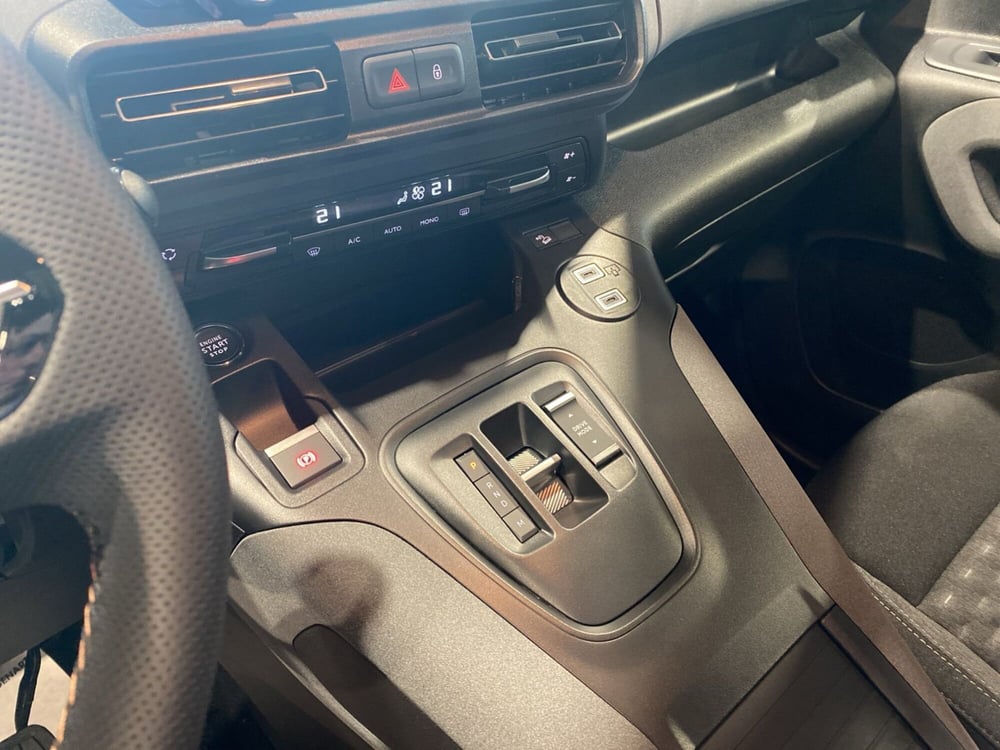 Peugeot Rifter nuova a Vicenza (18)