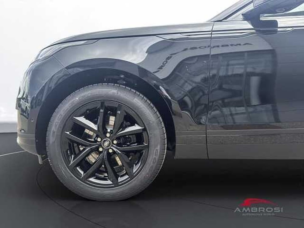 Land Rover Range Rover Velar nuova a Viterbo (16)