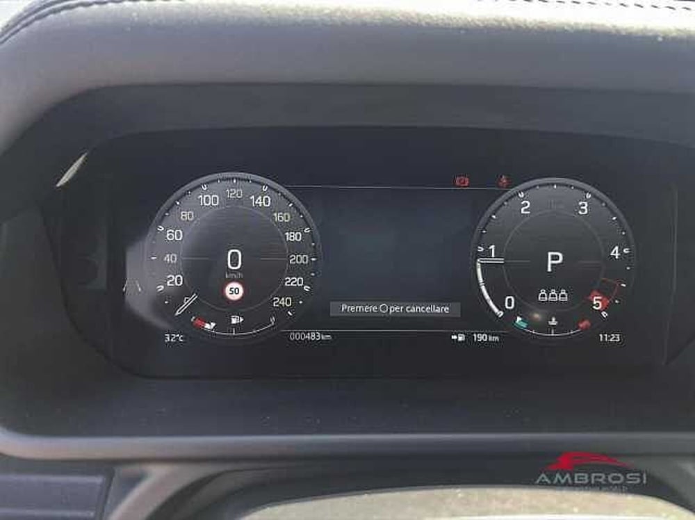 Land Rover Defender usata a Viterbo (13)