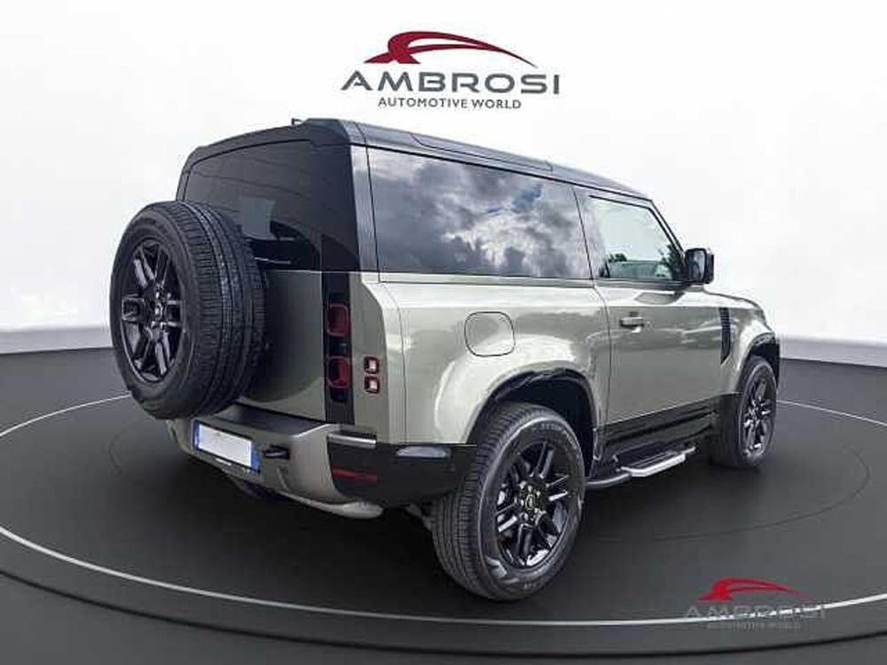 Land Rover Defender nuova a Viterbo (3)
