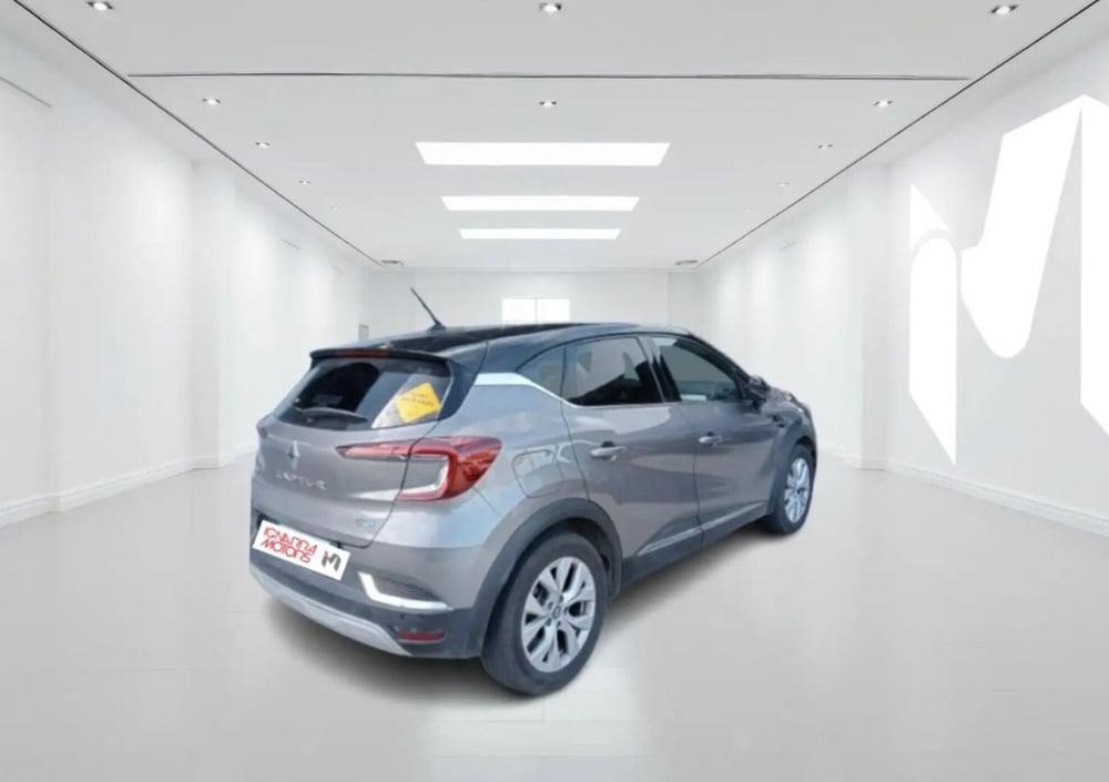Renault Captur usata a Latina (2)
